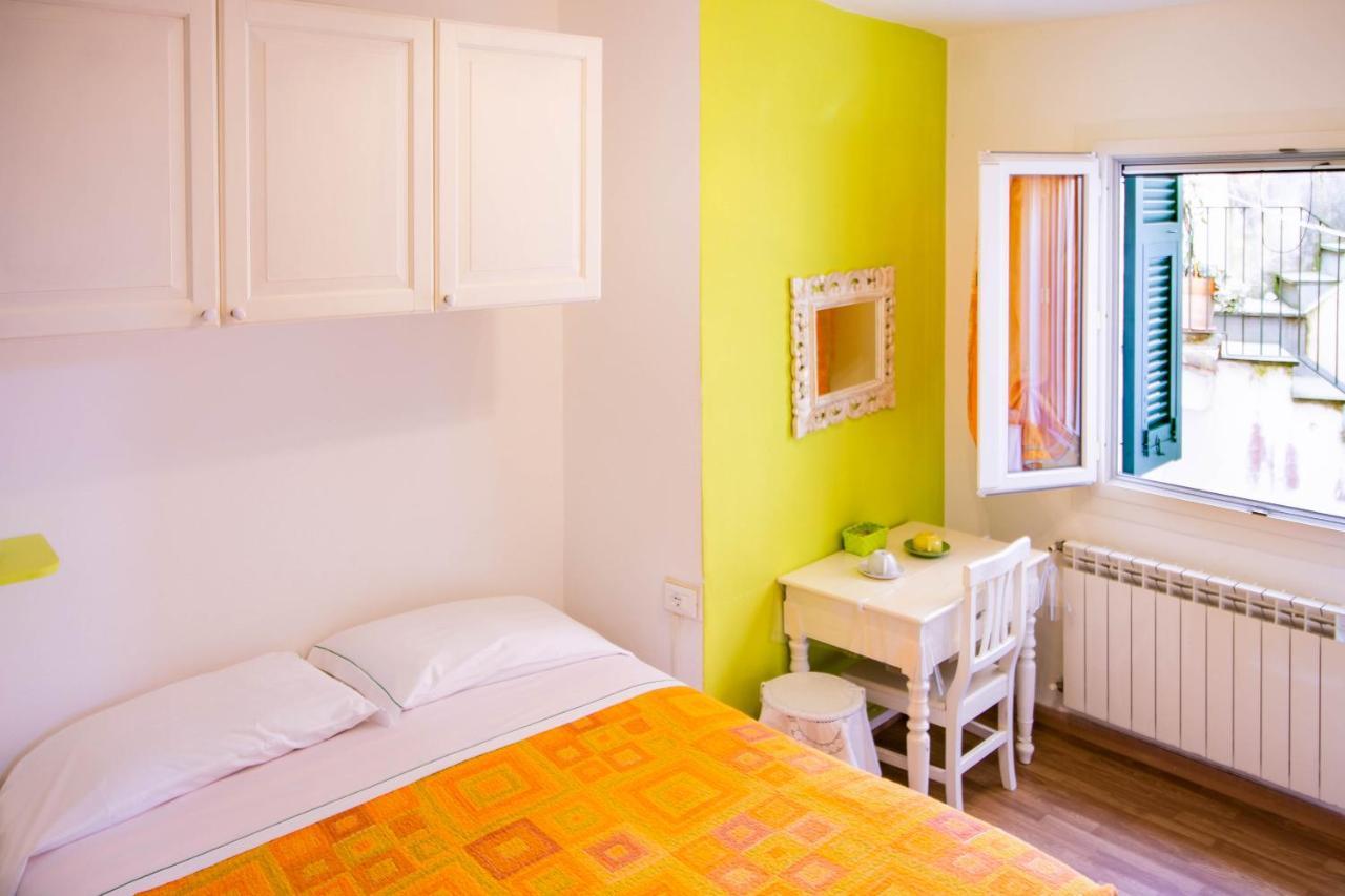 Hôtel Solemagia In Via Roma à Vernazza Extérieur photo