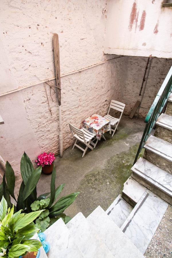 Hôtel Solemagia In Via Roma à Vernazza Extérieur photo